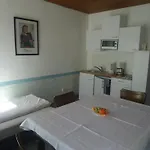 Boarding House Hohenwart Hotel 2*