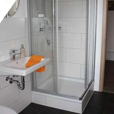 فندق Boarding House Hohenwart Fuchstal